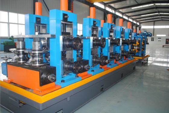 Yapısal boru üretimi için 90 m/min Yüksek Hızlı Bölümlü Tüp Fırlatma Makinesi