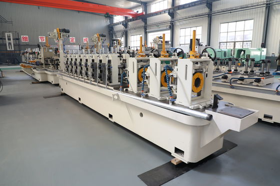 ISO Standart Çelik boru değirmenleri. Φ114?? 325mm Büyük Boyutlu Tüp değirmen makinesi yapısal, su ve enerji boru hattı üretimi için.