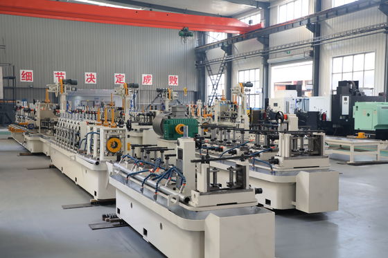 Galvanizli Çelik İçi Boş Bölüm Boru Haddehane Yuvarlak Boru