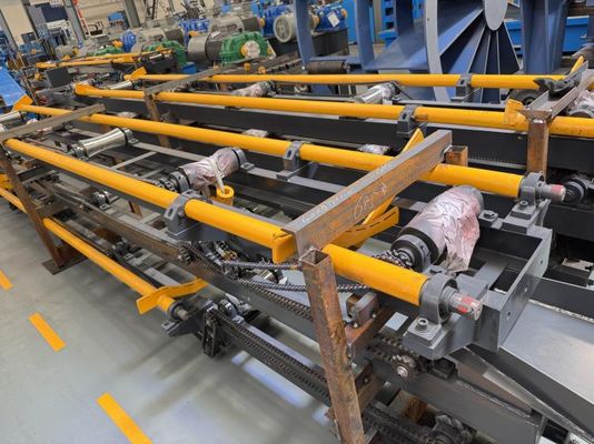 ASTM A53 Çelik Boru Yapma Makinesi Sıcak Haddelenmiş Çelik 2.0 mm - 6.0 mm Uncoiler