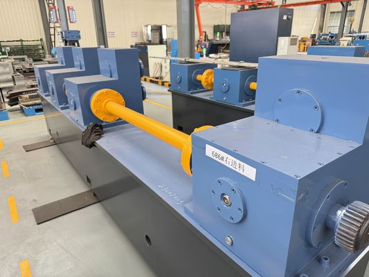 ASTM A53 Çelik Boru Yapma Makinesi Sıcak Haddelenmiş Çelik 2.0 mm - 6.0 mm Uncoiler